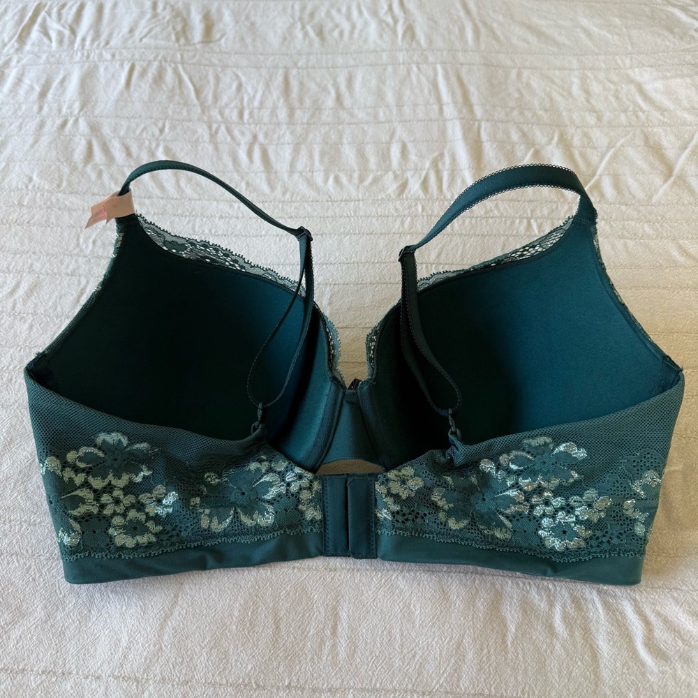Victoria’s Secret Emerald Green Lace Bra 36DD NWOT - Picture 3 of 4